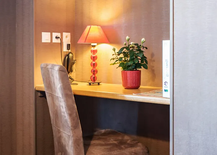 Hotel Logis Les Trois Rois