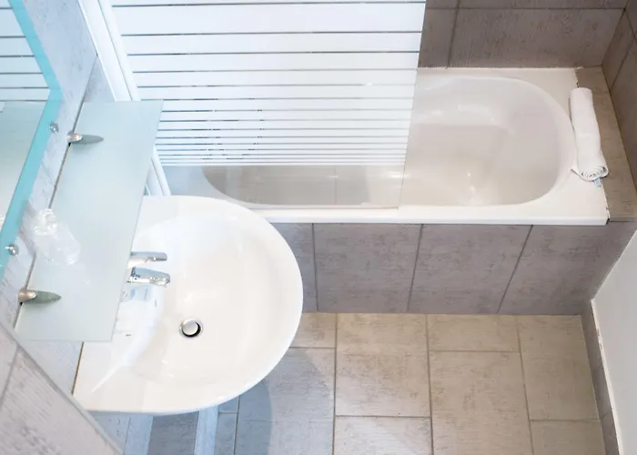 Logis Les Trois Rois Hotel Villers-Bocage (Calvados)