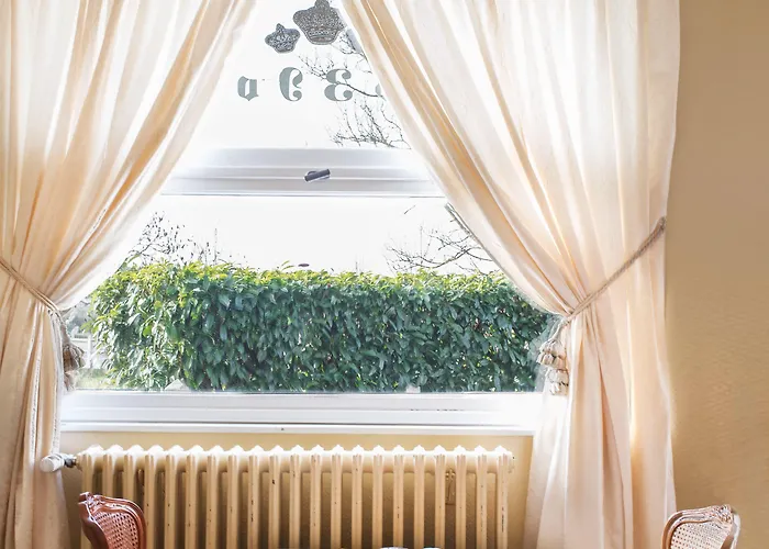 Logis Les Trois Rois 2*