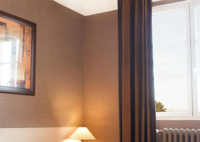 Hotel Logis Les Trois Rois