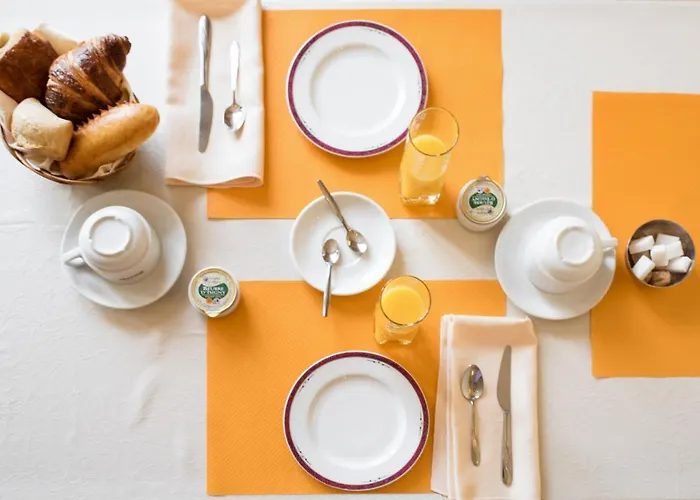 Logis Les Trois Rois Hotel Villers-Bocage (Calvados)