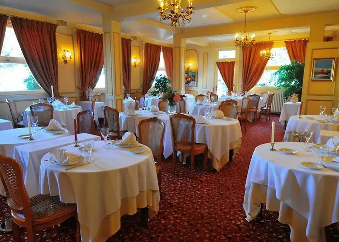 Logis Les Trois Rois Hotel