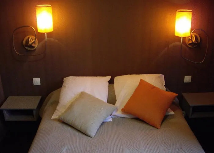 Logis Les Trois Rois Hotel Villers-Bocage (Calvados)